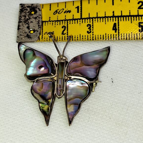 Vintage inlay abalone shell  butterfly brooch miss stamped 1.5" x 1.5" - Picture 4 of 6